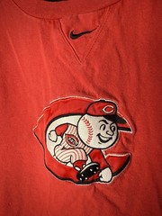Nike Mens Cincinnati Reds XL Baseball Heavyweight Embroidered T Shirt Y2K Mr Red