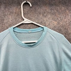 Lululemon Shirt Mens Small Baby Blue Crewneck Athletic Training Metal Vent Tech