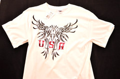 men’s Gildan size medium t-shirt crew neck white short sleeve cotton w/print