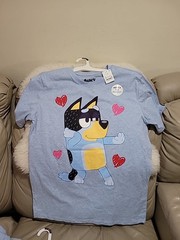 Bluey Bandit Bingo Chilli Unisex Softstyle T-Shirt Size L