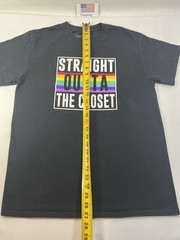 LGBTQA “Straight Outta The Closet” Pride Graphic shirt Unisex Size M Forever 21