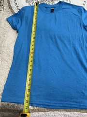 Gildan Heavy Cotton Men’s Blue Solid Crew Neck Short Sleeve T-Shirt Size S