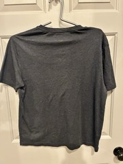Murano Liquid Luxury Slim Fit V-Neck T-Shirt Men’s Medium Short Sleeve