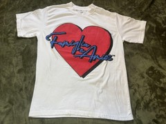 Famiglia E Amici Heart Logo Shirt Mens Small White Love Graphic Tee Valentine