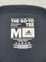 Adidas Go-To Tee Men M Black Red Vertical Logo Graphic Short Sleeve Shirt