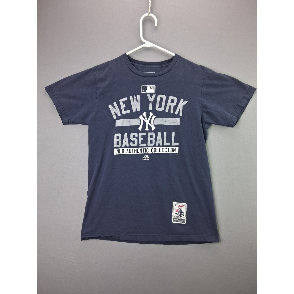Majestic New York Yankees T-Shirt MLB Authentic Collection Medium Navy Blue Tee