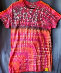 HANES 100% SIZE MEDIUM Cotton Tye Dyed Shirt Pre-washed WON’T FADE VERY SOFT