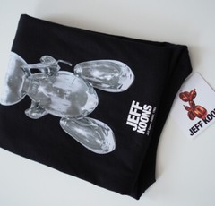 Jeff Koons Rabbit Stainless Steel 1986 Sculpture Art Graphic Uniqlo T shirt