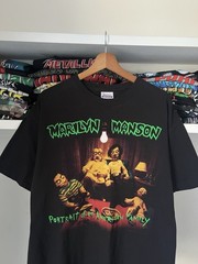 Hanes – 2000’s 2009 Marilyn Manson “Portrait Of An American Family”