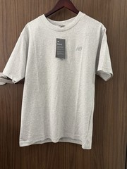 NWT New Balance Relaxed T-Shirt Men’s Medium Heather Gray Short Sleeve Tee