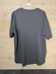 Travis Mathew Men’s XL Black Crew Neck Short Sleeve T-Shirt Graphic Print Logo