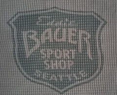 D55)EDDIE BAUER WAFFLE THERMAL TEE SHIRT LONG SLEEVE L LARGE NICE USED CONDITION