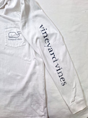 Vineyard Vines Hooded T Shirt Mens Size S White with Navy Whale Logo Pocket