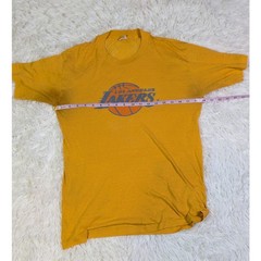 Vintage 80s Los Angeles Lakers Signal Sports T Shirt NBA Distressed USA M