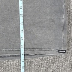 Volcom T-Shirt Mens Large Gray Modern Fit Embrace The Strange Skate Surf
