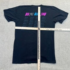 Maroon 5 Official Adult Medium Red Pill Blues 2016 Tour USA Made Ringspun Cotton