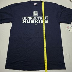 Y2K Connecticut Huskys Majestic T Shirt Size Large NWT