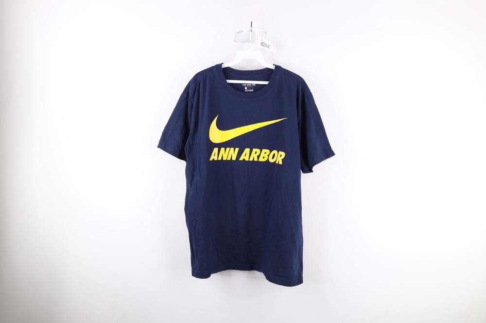 Nike Mens L Faded Spell Out Ann Arbor Big Swoosh University of Michigan T-Shirt