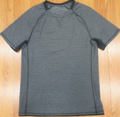 LULULEMON ATHLETICA T-SHIRT POLYESTER/SPANDEX GRAY & BLACK Sz MEDIUM, M