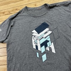 Geometric Art House Shirt Men L Stretch Graphic Tee Gray Casual Short Sleeve