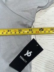 Y6 Yogasix T Shirt Men’s XL Gray Short Sleeve Casual Active Stylish Exercise New