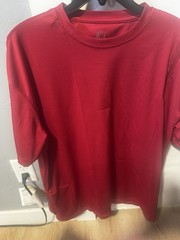SCOTTeVEST Red Performance Travel T-Shirt Hidden Zipper Pockets Men’s Large