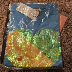 NWT Queer Eye Cyan Sequin Tee Blue Heart Graphic T-Shirt QE116-S Size Small