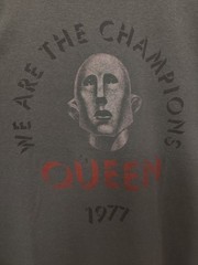 Queen Shirt Large Band Tee Rock Pop Freddie Mercury Brian May Tour Distressed