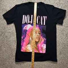 Doja Cat Large T-Shirt Black Short Sleeve Graphic Tee Pink Hair Band Tee