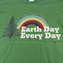 Earth Day Everyday Rainbow Pine Tree Design Novelty Men’s XL Green T-Shirt FreSh