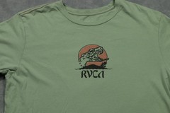 RVCA Balance Of Opposites Shirt Mens Medium Green Crocodile Sunset Graphic Tee
