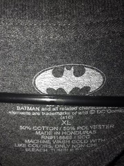 mens bat man t shirt, size XL Good Condition, Dark Grey, Yellow..pre Owned