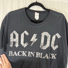 AC/DC Back in Black 2010 Repro Men’s Large Black Short Sleeve 100% Cotton