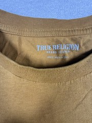 True Religion Men’s Size Large Antique Gold Arch Logo Crew Neck Tee