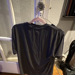 Quiksilver Men’s Grey Solid Logo Crew Neck Short Sleeve Cotton Jersey T-Shirt M