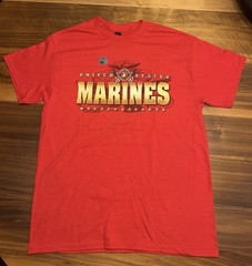 U.S. Marines Marine Gold & Flag T Men’s Red Graphic Crew Neck Tee M