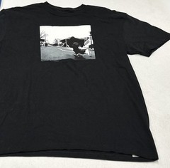Reebok Men’s Regular Fit Short Sleeve Graphic T-Shirt, Black, Size M