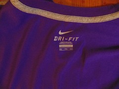 Nike Vintage Kobe Bryant Kobe Never Stops T shirt Mens XXL 2XL Purple Dri Fit