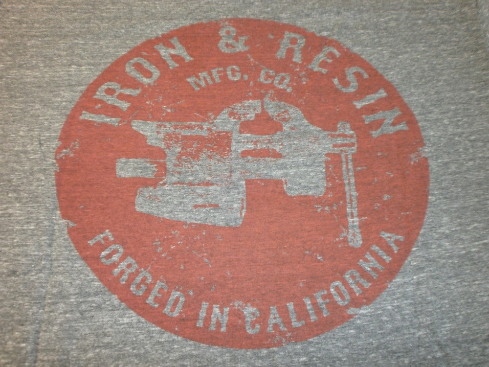 IRON AND RESIN LICENSED BRAND APPAREL T-SHIRT MADE IN USA FORGED IN CALIFORNIA