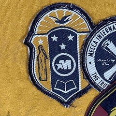 Mecca USA Shirt Mens XL Yellow Graphic Patch Raglan Streetwear 100% Cotton