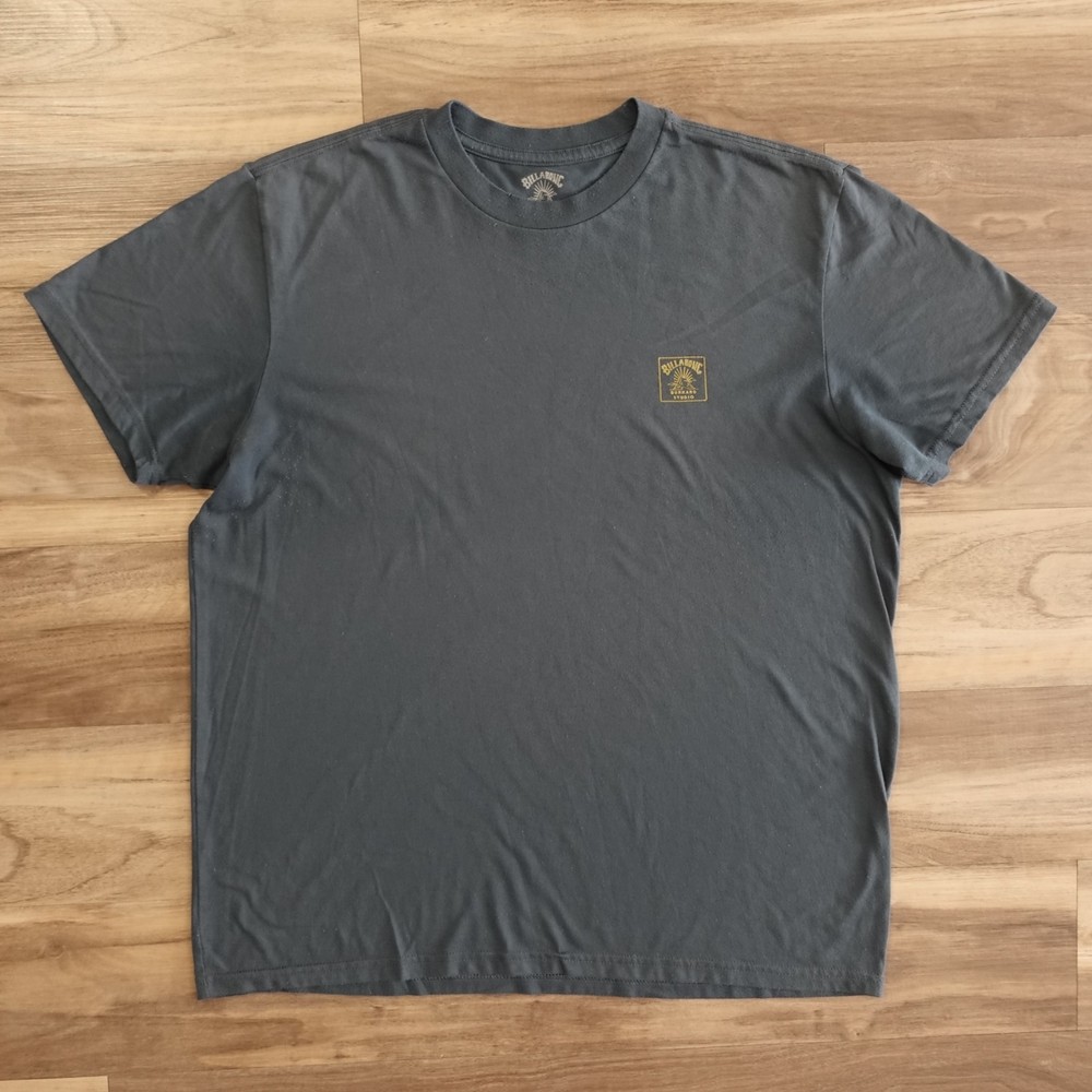 Burkard Studio Billabong Chest Logo Tshirt Mens Large UPF 50+ Blue Grey