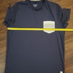 Marine Layer Signature Printed Pocket Tee Shirt Mens Marge M/L Indigo Navy Blue
