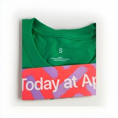 Apple Summer Camp T-shirt Small – Limited Edition 2025 BRAND NEW
