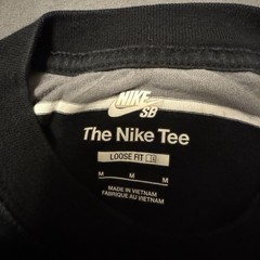 Nike SB Striped T-Shirt Size Medium Loose Fit