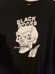 Black Roses Horror Movie XL 2020 T-shirt Rare LTD Heavy Metal Vintage Band Logo