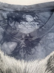 The mountain warrior wolf T-shirt new size XL