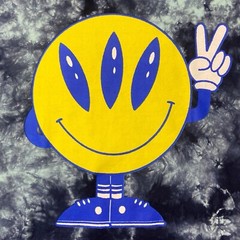 Alab Dark Blue Tie Dye Crew Neck Short Sleeve Smiley Face Tee Tshirt Size Medium