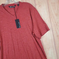 Travis Mathew Mens T Shirt Sz XL Red Pima Cotton Short Sleeve Trumbull V-Neck