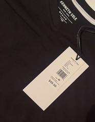 KENNETH COLE V-NECK BLACK UNWORN w/ TAGS SHORT SLEEVE- Size M ORIGINALLY $49