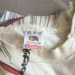 Vintage 1993 Marvel Comics Venom shirt, Single stitch, flaws shown in pictureS
